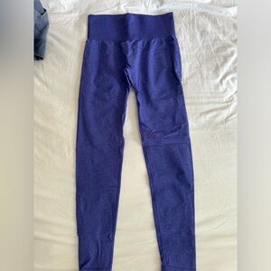 NVGTN seamless leggings.